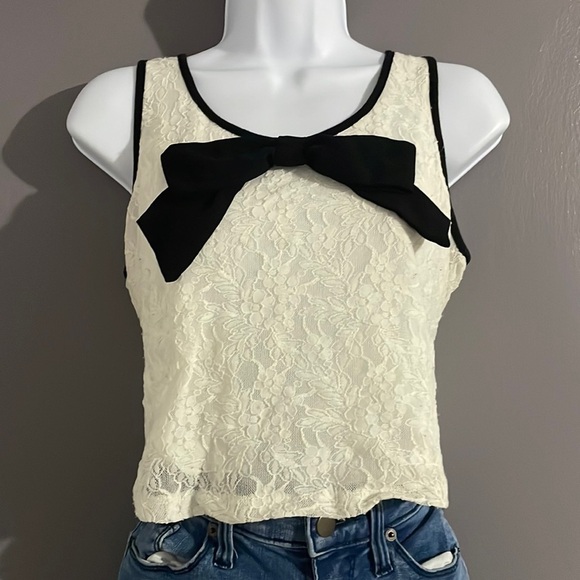 Forever 21 Crop Top! - Picture 2 of 4